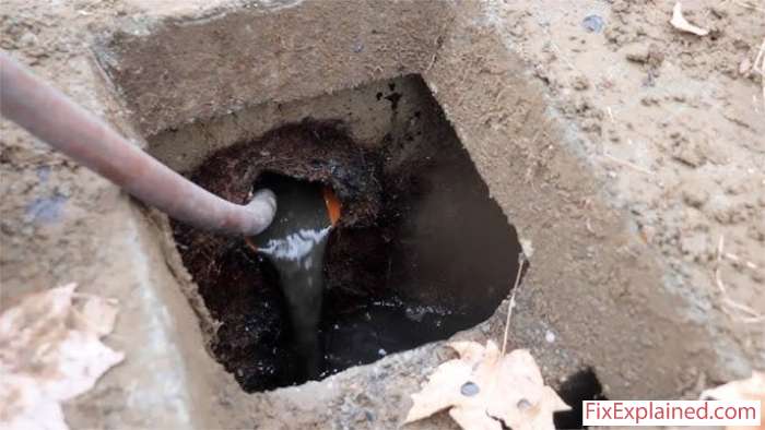 How to Unclog a Septic Tank Drain Pipe Safely and Correctly